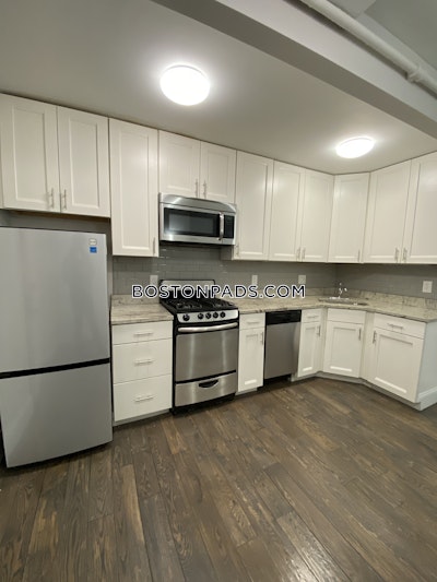 Fenway/kenmore 1 Bed 1 Bath Boston - $3,200 50% Fee