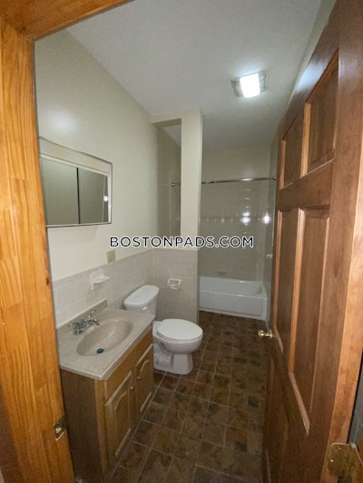 Roxbury 3 Bed 2 Bath BOSTON Boston - $4,400