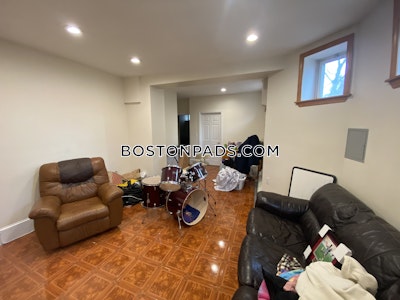 Brookline 4 Beds 3 Baths  Coolidge Corner - $6,300