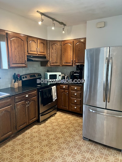 Somerville 5 Beds 2 Baths  Tufts - $7,800