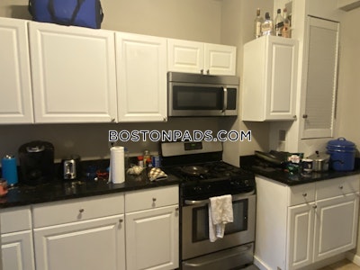 North End 2 Beds 1 Bath Boston - $3,250