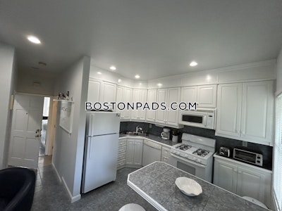 East Boston 1.5 Beds 1 Bath Boston - $2,300 No Fee