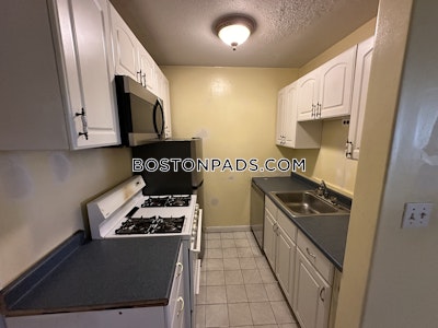 Brighton Nice 2 Bedroom 1 Bath Available 10/1 on Kenrick St. in Brighton  Boston - $2,300