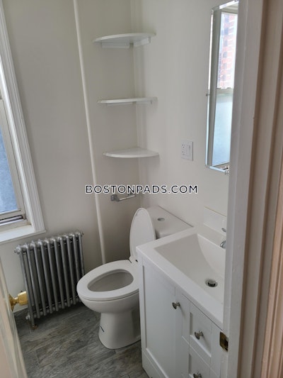 Allston 1 Bed 1 Bath Boston - $2,420 No Fee