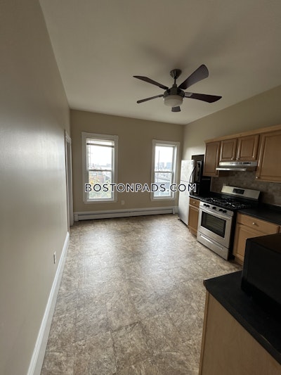 East Boston Renovated 2 bed 1 Bath available NOW on Webster St in East Boston! Boston - $2,800