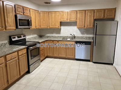 Brookline 2 Beds 1 Bath  Boston University - $3,400