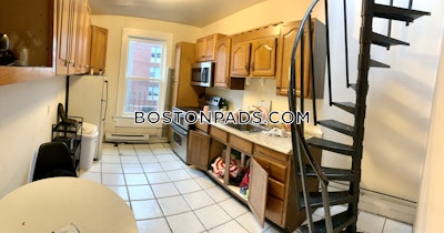 Mission Hill 2 Beds 1 Bath Boston - $2,650