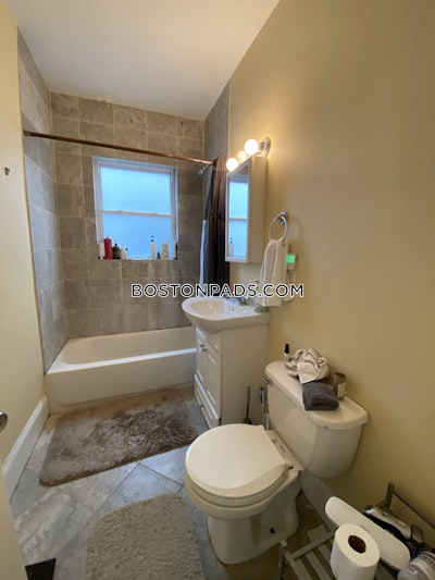 Mission Hill 6 Beds 2 Baths Boston - $10,500